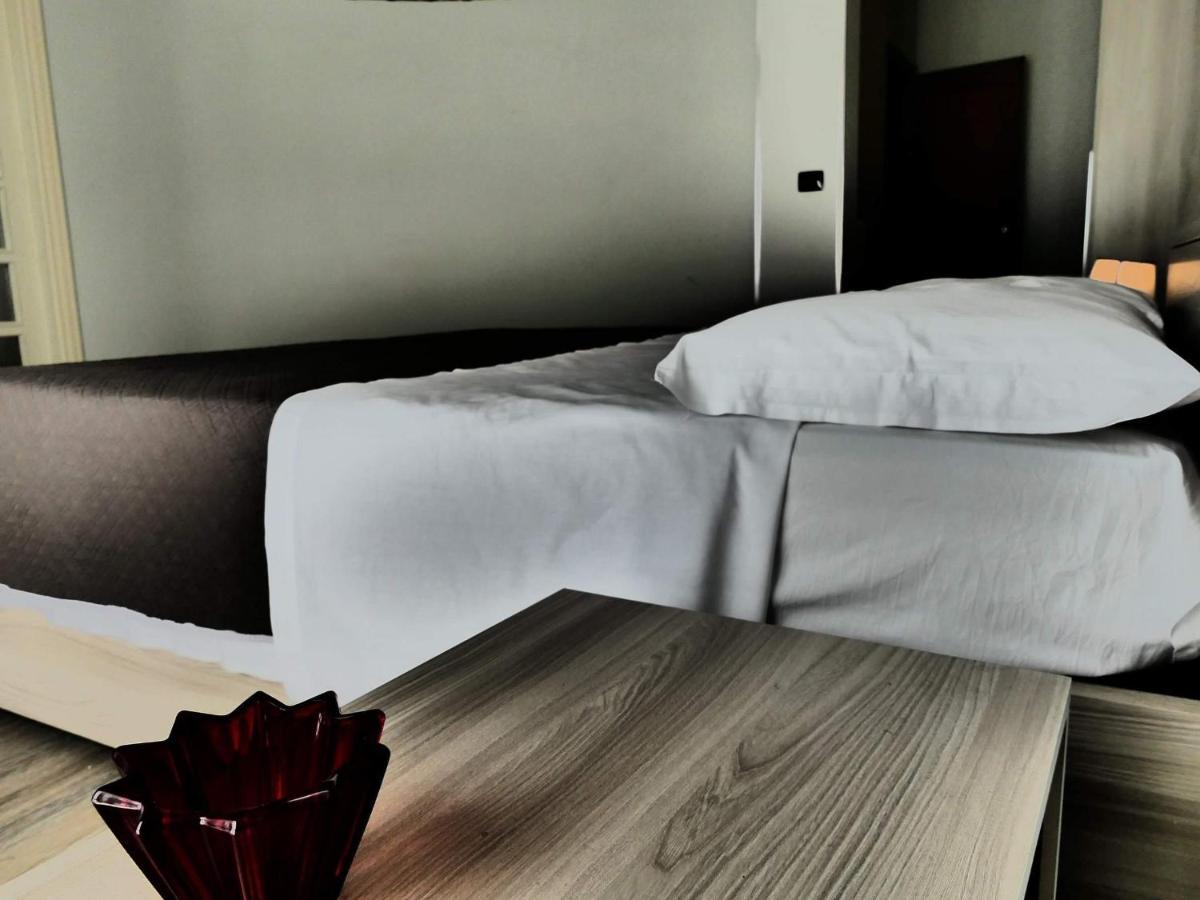 Appartamento Panoramico 尼扎蒙费托 外观 照片